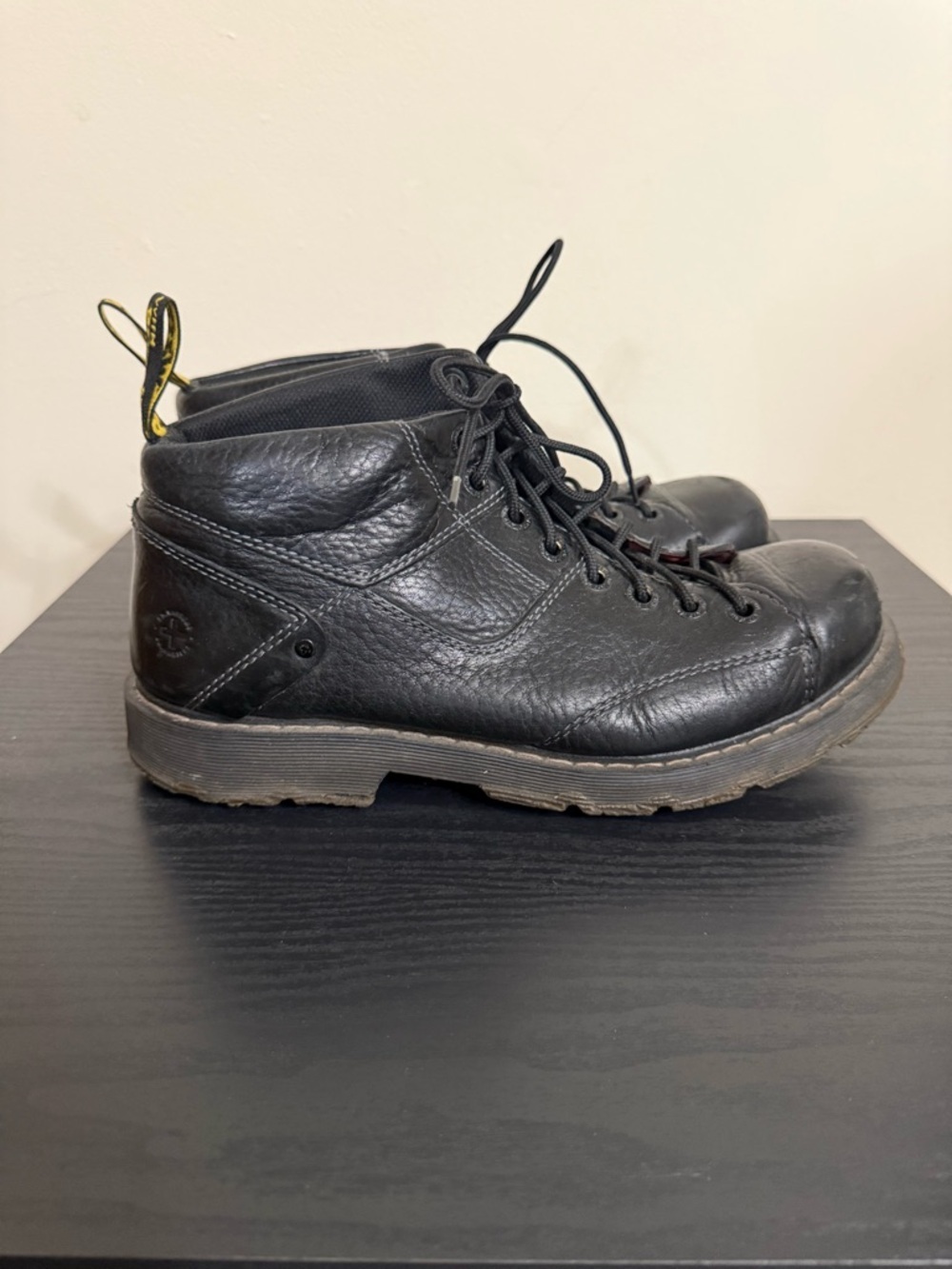 Doc Martens Vintage Grunge Air Wair Cecil Unisex Lace Up Boots Black US 11 Mens - Picture 3 of 8